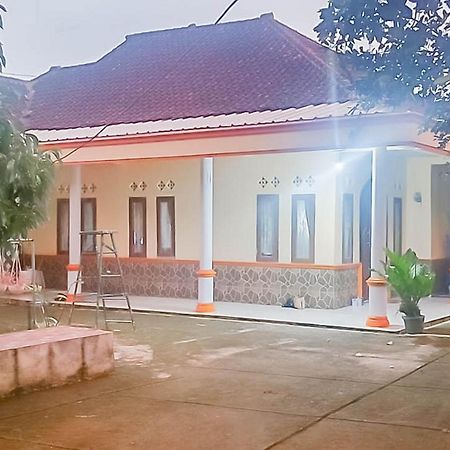 Homestay Bukit Pamoyanan 2 Redpartner Bukanagara Bagian luar foto